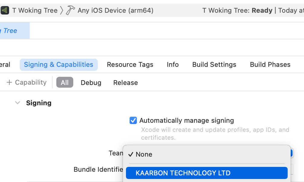 Xcode singing screen with account logged in